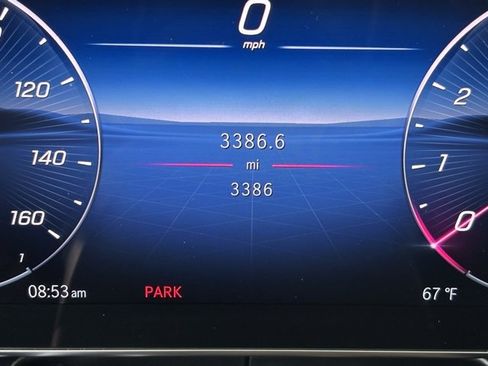 Certified 2025 Mercedes-Benz GLC 300 4MATIC image 24