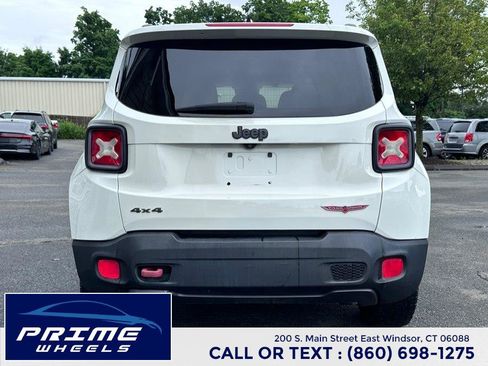 Used 2015 Jeep Renegade Trailhawk w/ Premium Leather Group AWD/4WD image 6