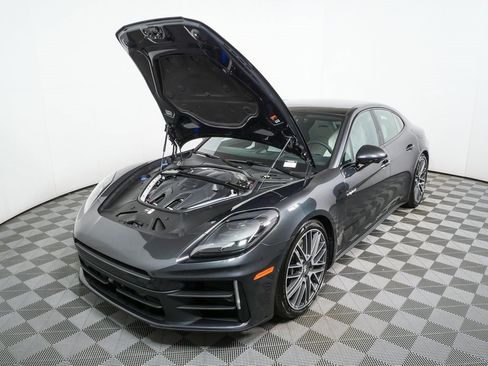 New 2026 Porsche Panamera 4 E-Hybrid image 35