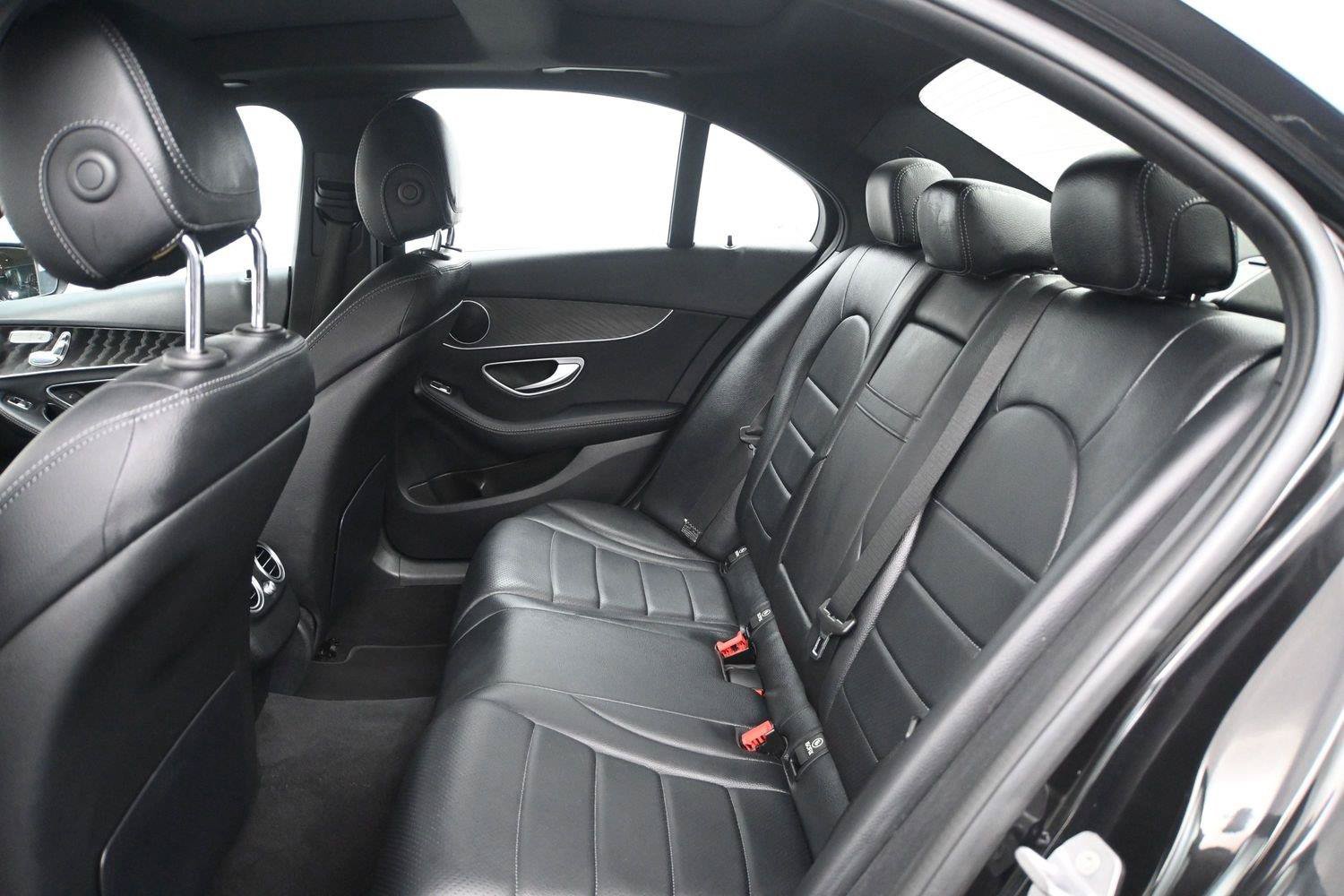 Used 2018 Mercedes-Benz C 300 4MATIC Sedan image 8
