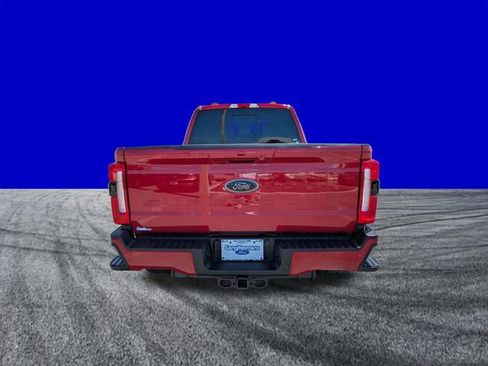 Used 2023 Ford F250 Lariat w/ Black Appearance Package AWD/4WD image 5