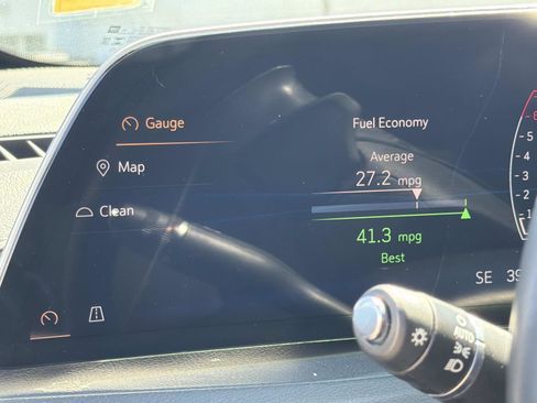 Used 2024 Cadillac XT4 Premium Luxury image 17