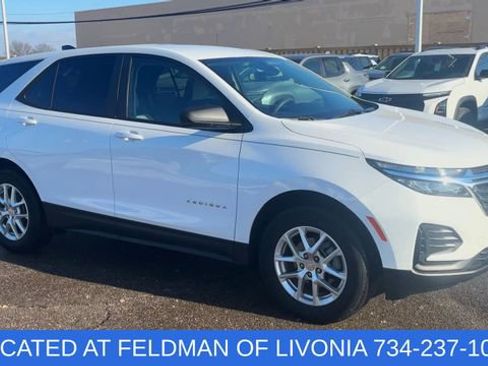 Certified 2023 Chevrolet Equinox LS w/ LS Convenience Package image 2