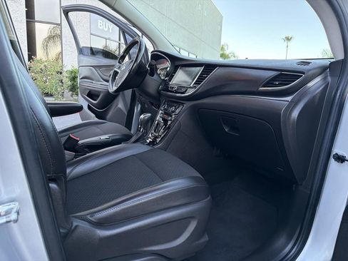 Used 2018 Buick Encore Preferred image 21