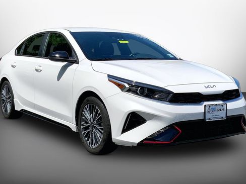 Used 2023 Kia Forte GT-Line FWD image 3