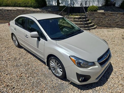 Used 2014 Subaru Impreza 2.0i Limited AWD/4WD image 9