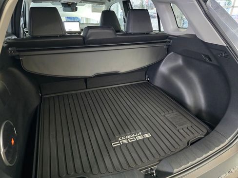 Certified 2026 Toyota Corolla Cross XLE image 16