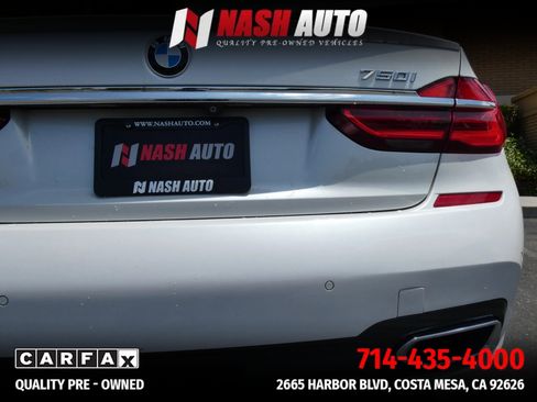 Used 2018 BMW 750i RWD image 9