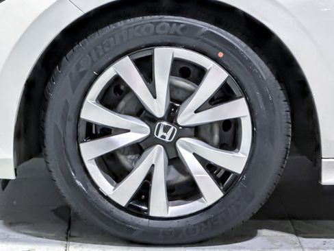 Used 2023 Honda Civic LX image 11