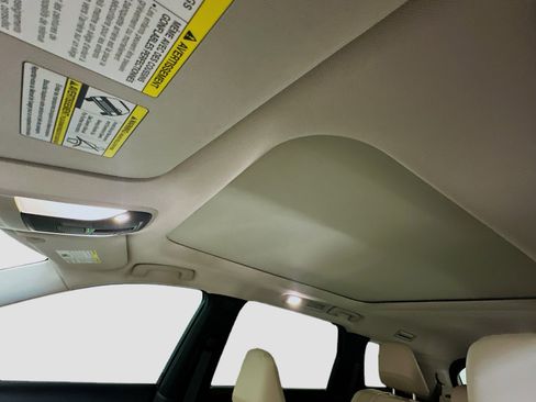 Used 2023 INFINITI QX60 Luxe w/ Performance Audio Package AWD/4WD image 27