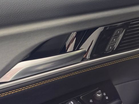 New 2026 Jeep Grand Wagoneer 4WD image 39