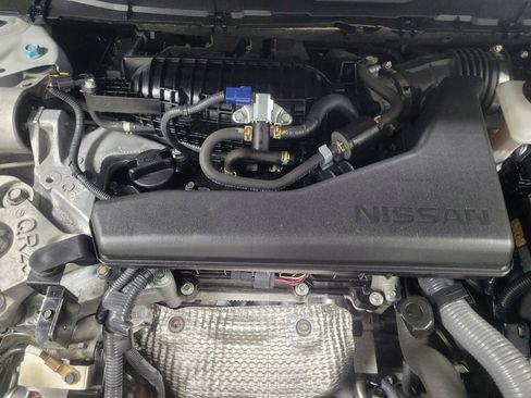 Used 2019 Nissan Rogue S FWD image 30