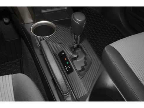 Used 2015 Toyota RAV4 Limited image 10
