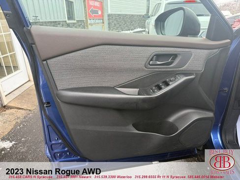 Used 2023 Nissan Rogue S image 9