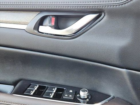 Used 2023 MAZDA CX-5 Signature image 9