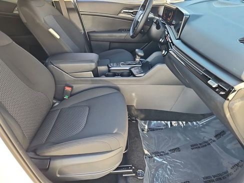 Certified 2026 Kia Sportage LX w/ LX Convenience Package image 19