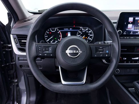 Used 2023 Nissan Rogue SV FWD image 27