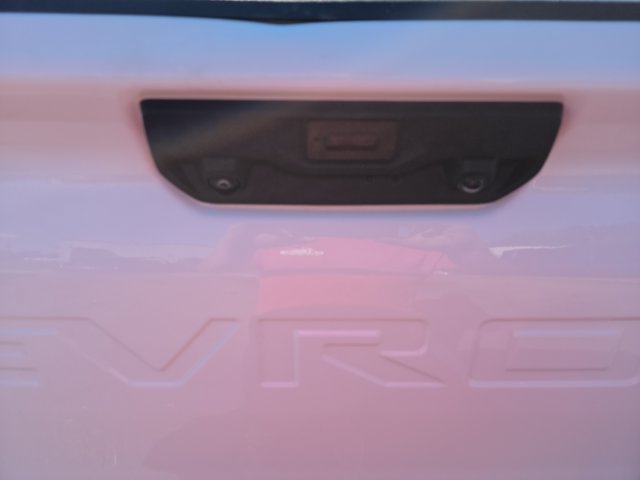 Used 2025 Chevrolet Silverado 2500 Custom w/ Custom Value Package AWD/4WD image 30