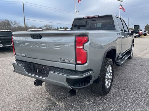 Used 2024 Chevrolet Silverado 3500 High Country w/ High Country Premium Package image 5