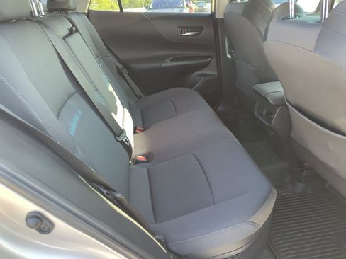 Used 2023 Toyota Venza LE AWD/4WD image 26