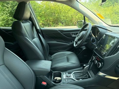 Used 2023 Subaru Forester Touring w/ Popular Package #2 AWD/4WD image 12