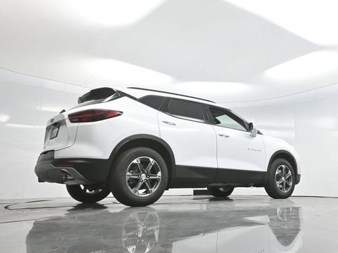 New 2025 Chevrolet Blazer LT w/ Convenience Package FWD image 69