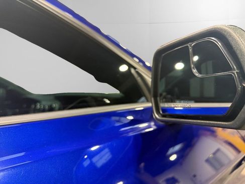 Used 2016 Ford Mustang Shelby GT350 w/ Technology Package image 12