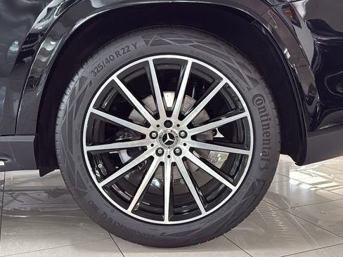 New 2025 Mercedes-Benz GLS 450 4MATIC image 12