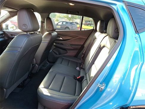 Used 2025 Buick Envista Sport Touring w/ Convenience I Package image 10