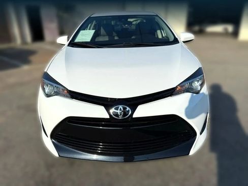 Used 2019 Toyota Corolla LE image 6