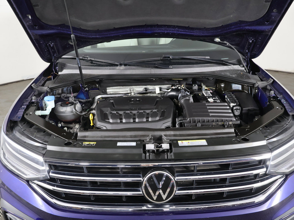 Used 2023 Volkswagen Tiguan SE AWD/4WD image 18