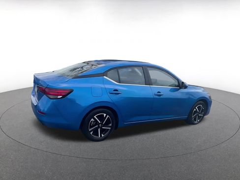 Used 2025 Nissan Sentra SV image 14