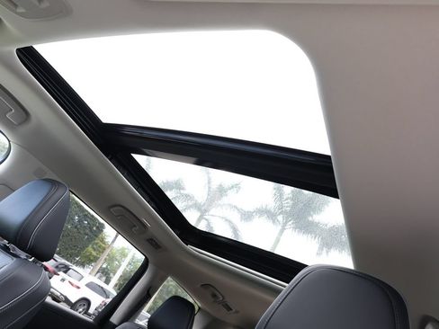 Certified 2025 INFINITI QX80 Luxe RWD image 19