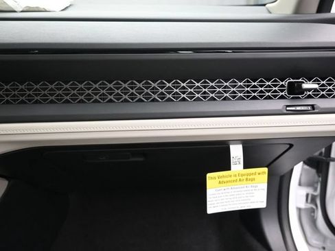 Used 2025 Honda Accord SE image 24