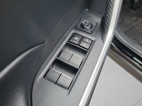 Used 2023 Toyota RAV4 XLE Premium image 21