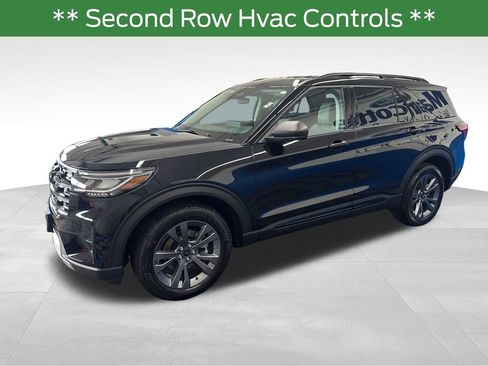 New 2026 Ford Explorer Active w/ Active Comfort Package AWD/4WD image 5