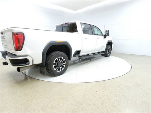 Used 2020 GMC Sierra 2500 AT4 image 7