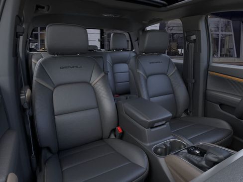 New 2026 GMC Canyon Denali AWD/4WD image 16
