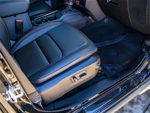 New 2026 Jeep Wrangler Unlimited Rubicon image 15