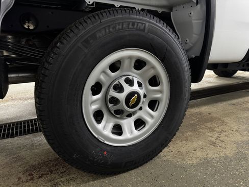 New 2026 Chevrolet Silverado 2500 W/T w/ Snow Plow Prep/Camper Package image 19