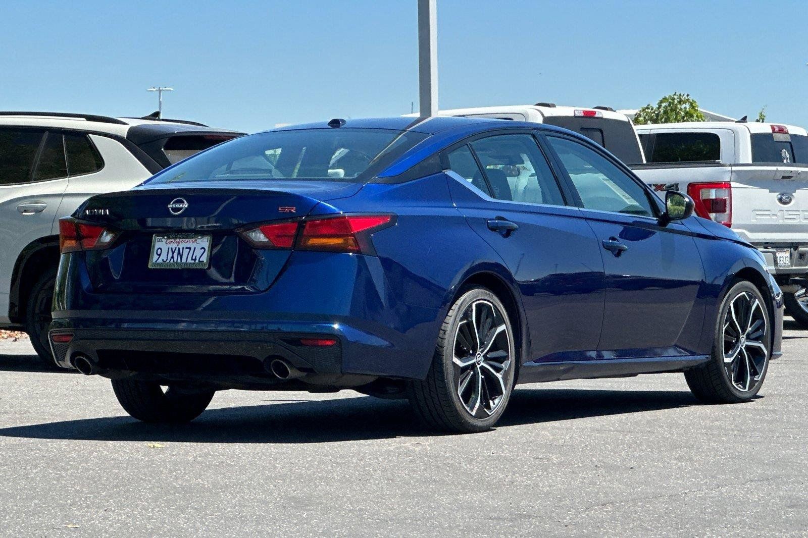 Certified 2024 Nissan Altima 2.5 SR FWD image 4