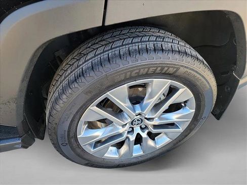 Used 2025 Toyota RAV4 XLE Premium image 12