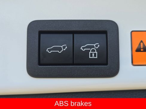 Used 2026 Toyota RAV4 XLE Premium FWD image 18