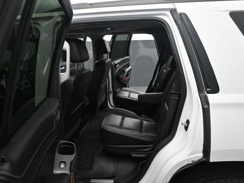 Used 2018 Chevrolet Tahoe Premier AWD/4WD image 28
