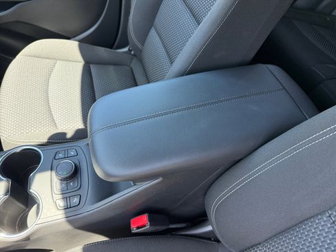 Used 2023 GMC Terrain SLE w/ Driver Convenience Package FWD image 14