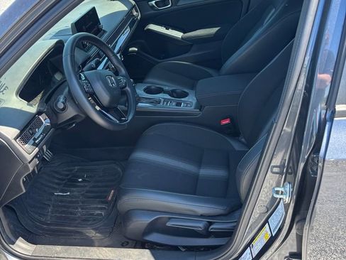 Used 2025 Honda Civic Sport image 9