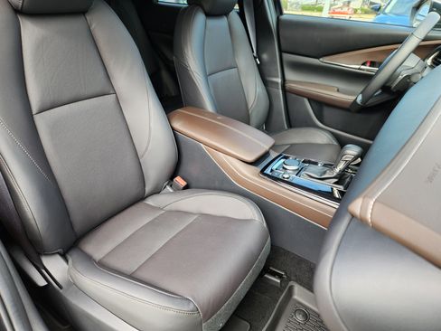 Certified 2025 MAZDA CX-30 AWD 2.5 S w/ Premium Package image 15