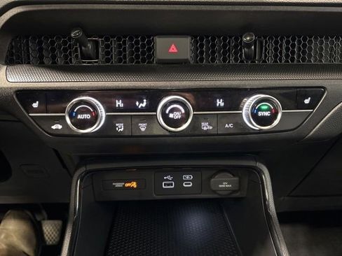 Certified 2025 Honda CR-V Sport image 31