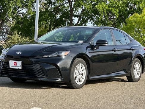 Certified 2025 Toyota Camry LE FWD image 9