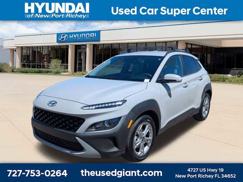 Used 2023 Hyundai Kona SEL image 1